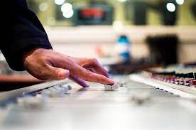 Sample or Synth
